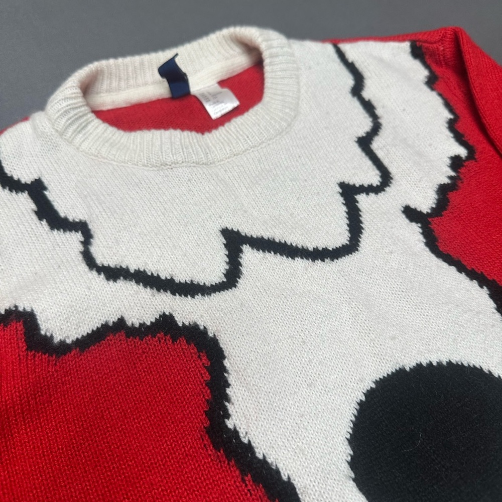 H&M Santa Christmas Red and White Crewneck Sweater